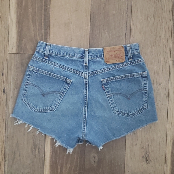 Vintage Levi's 505 Jean Short Cut Offs - Picture 1 of 10